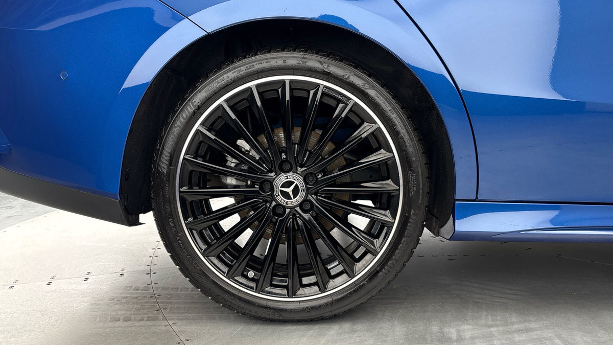 Mercedes-Benz CLA Image 10