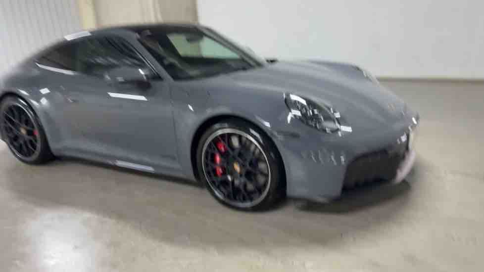 More views of Porsche 911
