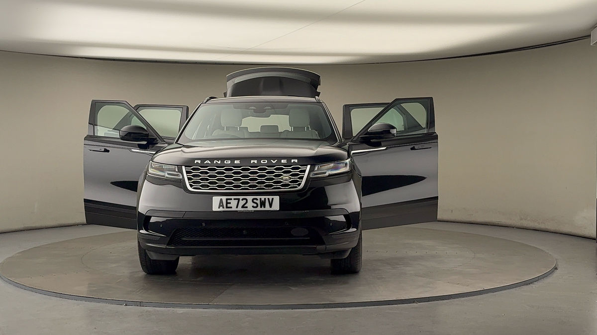 More views of Land Rover Range Rover Velar