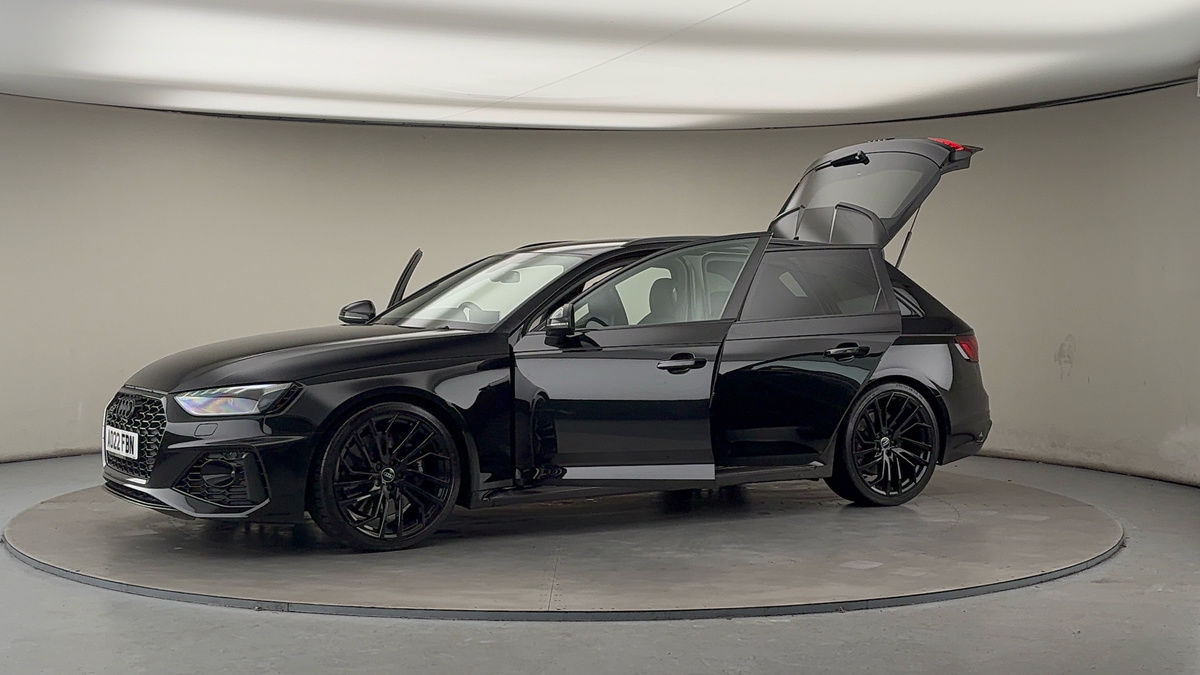 More views of Audi RS4 Avant