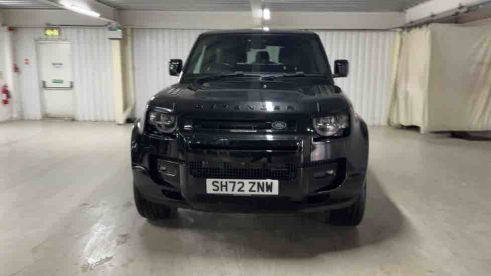 More views of Land Rover Defender 90