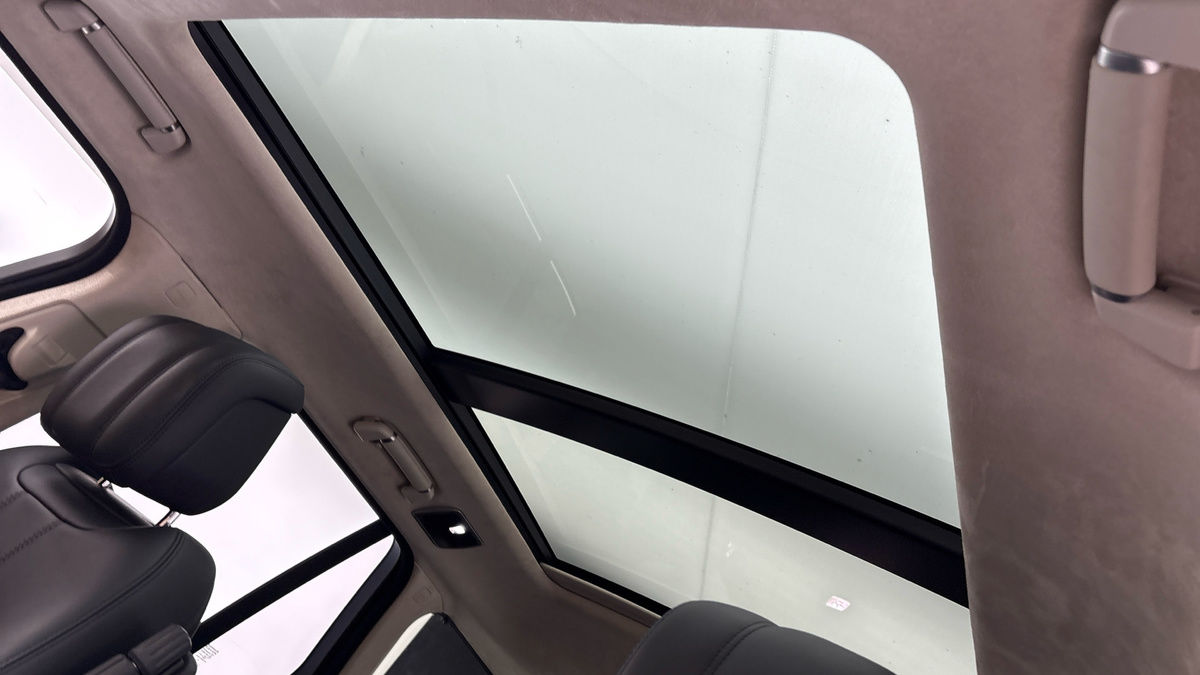 Land Rover Range Rover Image 6