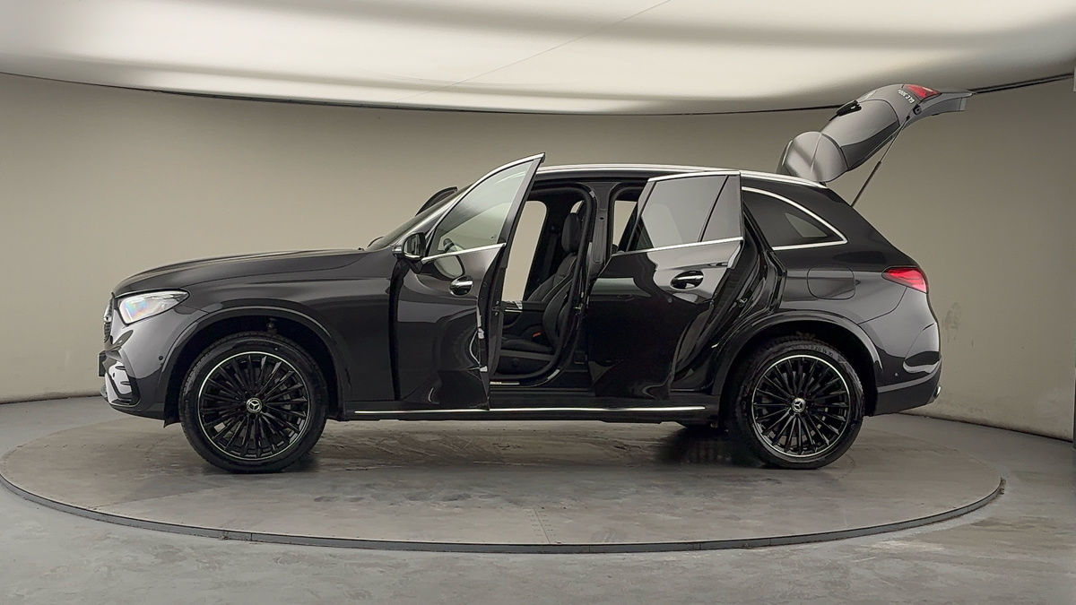 More views of Mercedes-Benz GLC