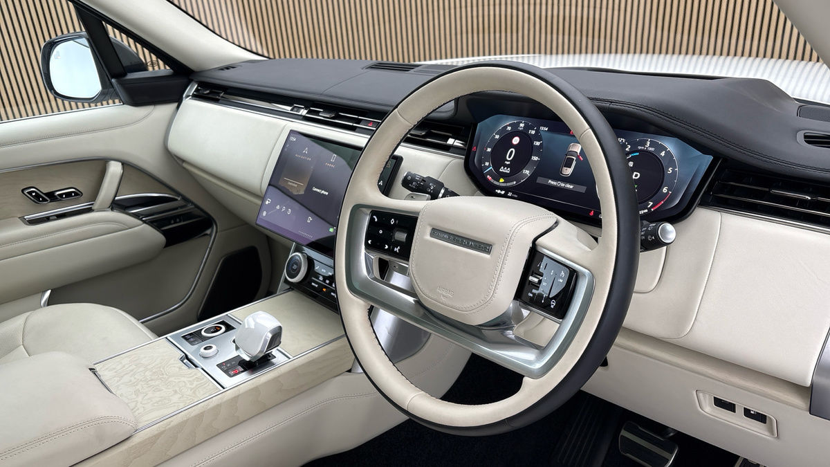Land Rover Range Rover Image 5