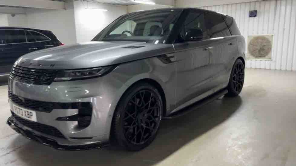 More views of Land Rover Range Rover Sport