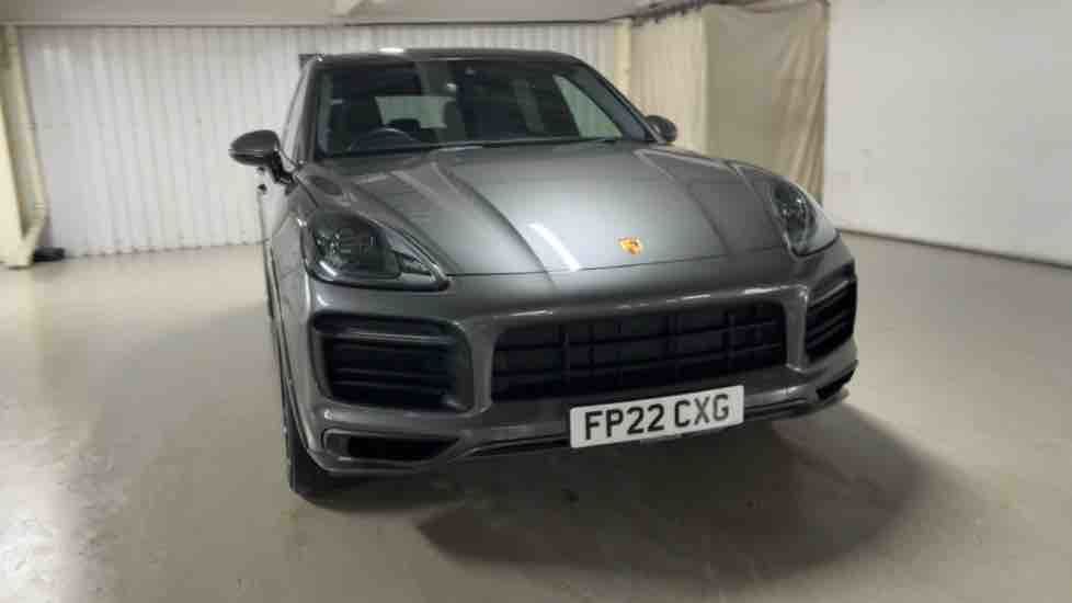 More views of Porsche Cayenne