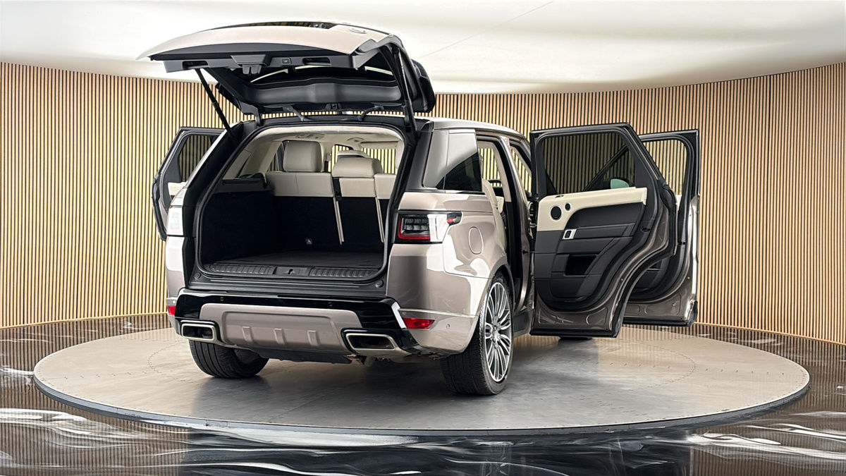 More views of Land Rover Range Rover Sport