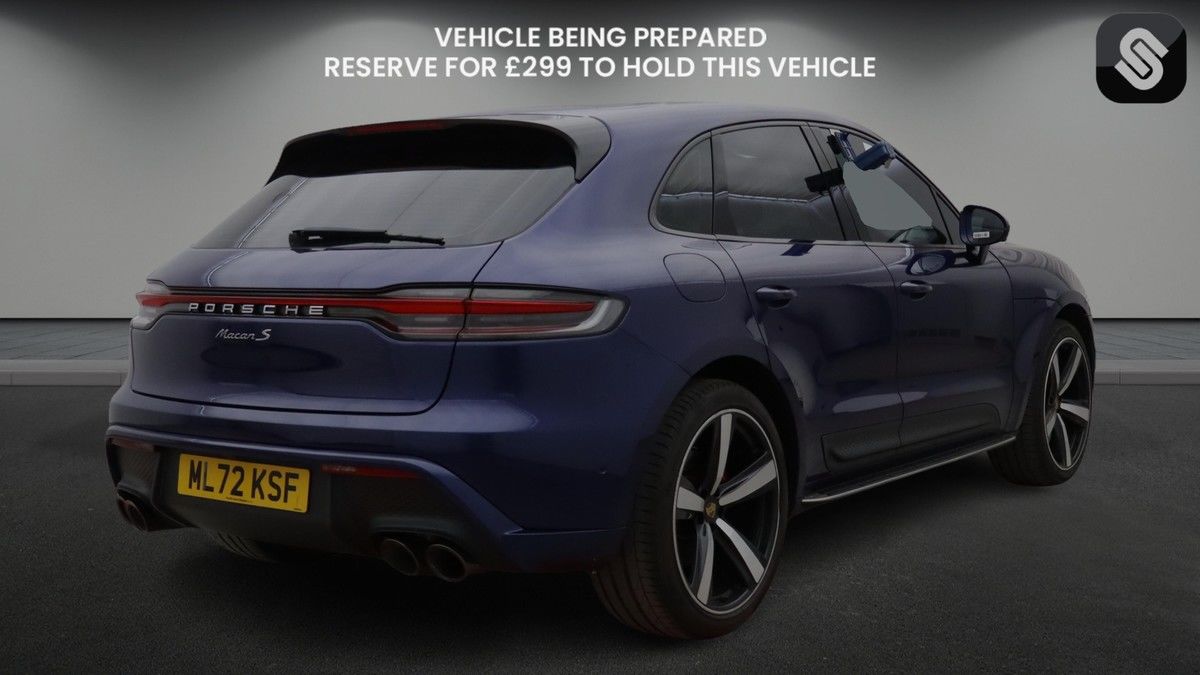 Porsche Macan Image 4