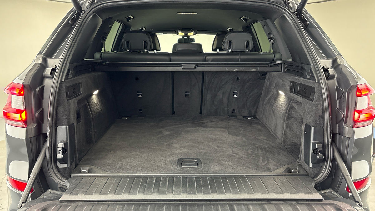 BMW X5 Image 11
