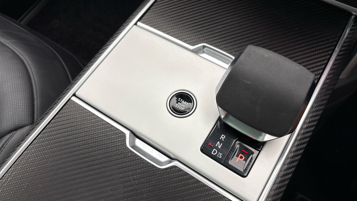 Land Rover Range Rover Image 25