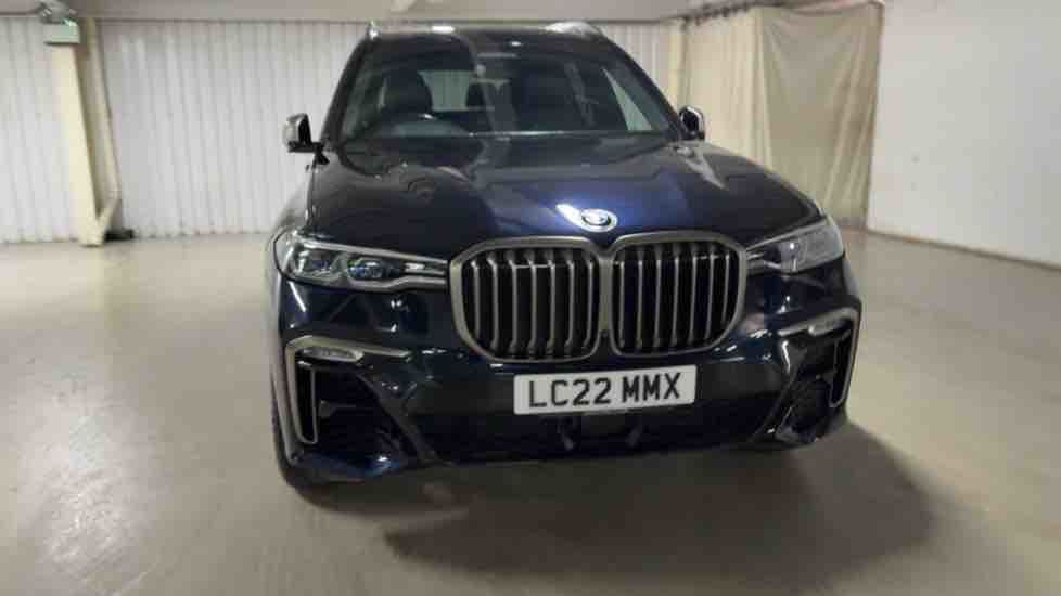 More views of BMW X7