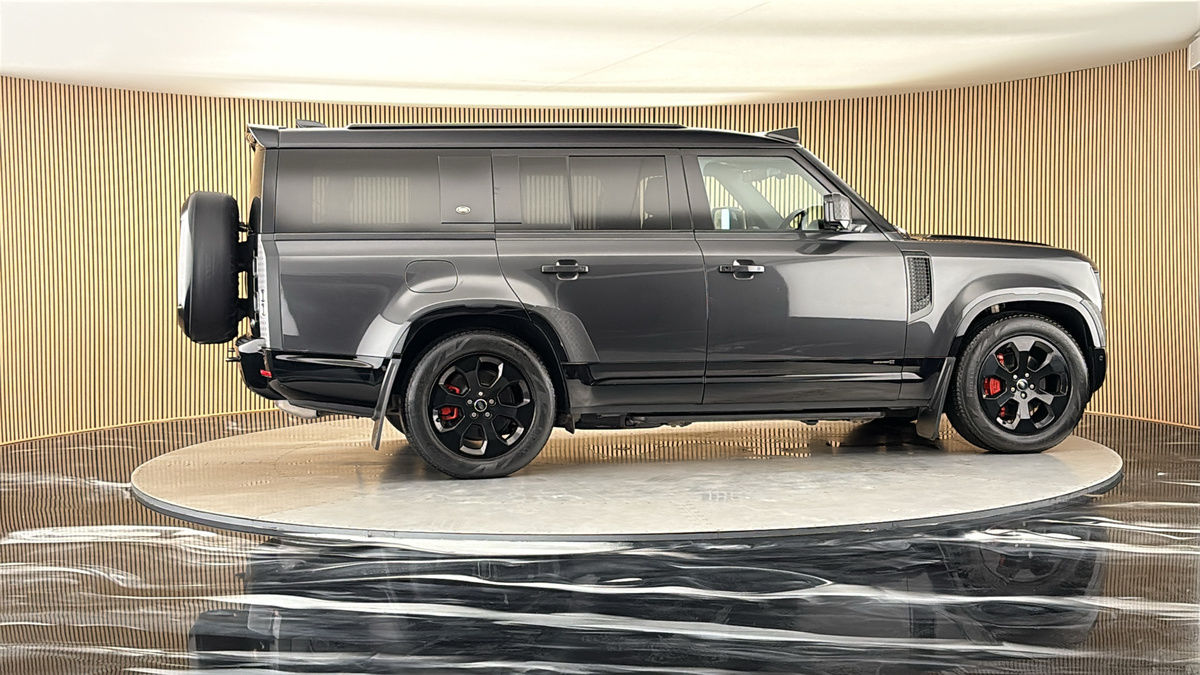 More views of Land Rover Defender 130