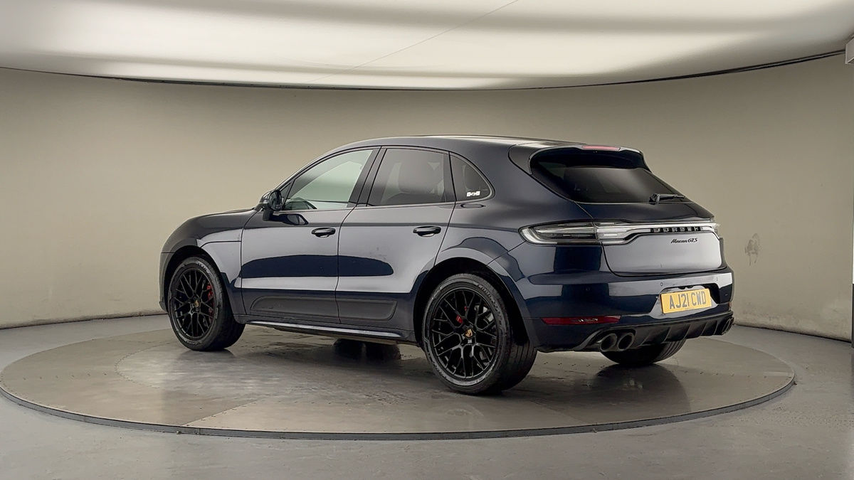 More views of Porsche Macan