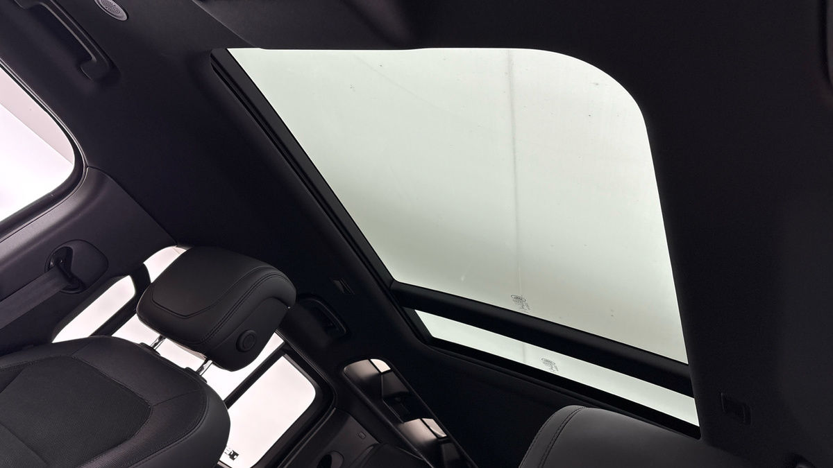 Land Rover Defender 110 Urban Image 12