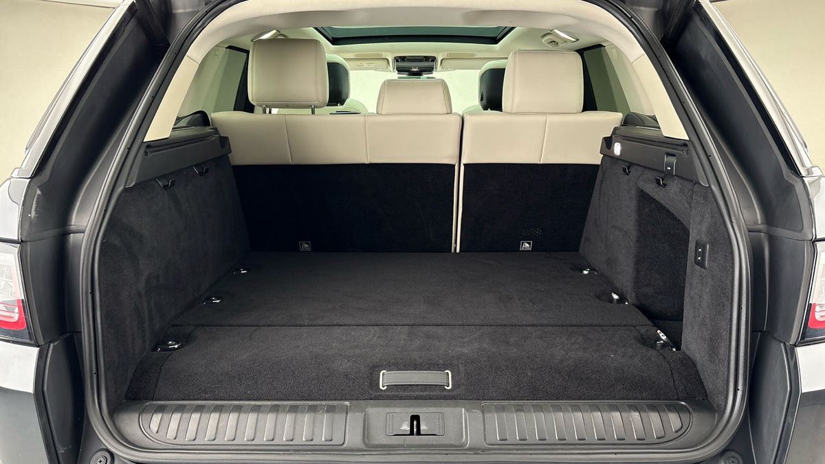 Land Rover Range Rover Sport Image 11