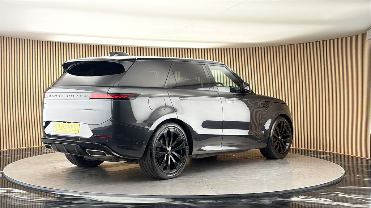 Land Rover Range Rover Sport Image 21