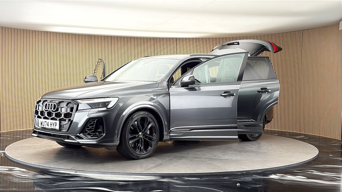 Audi Q7 Image 22