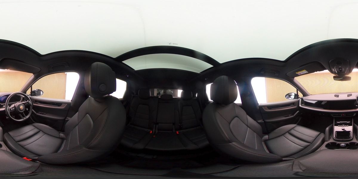 More views of Porsche Cayenne
