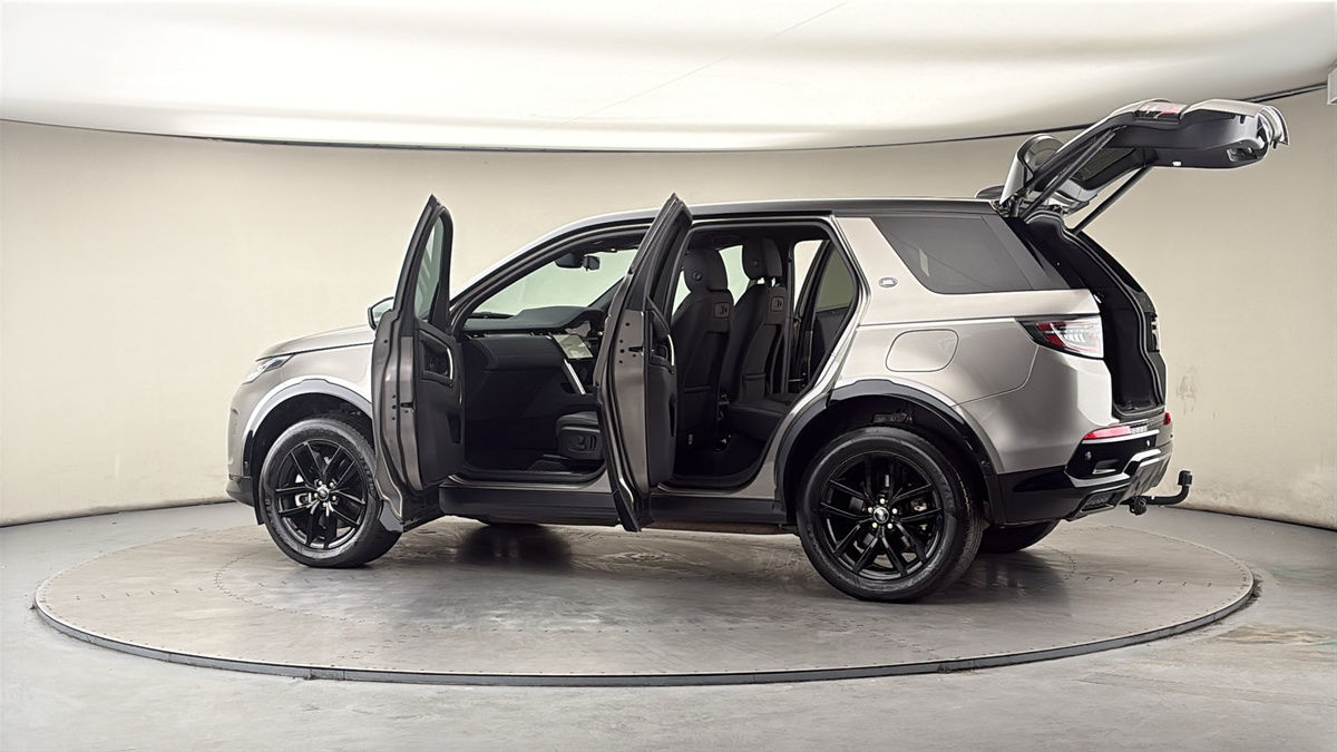 More views of Land Rover Discovery Sport