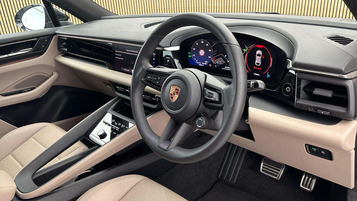 Porsche Macan Image 5