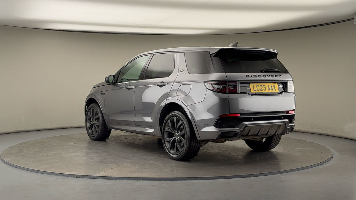 Land Rover Discovery Sport Image 2