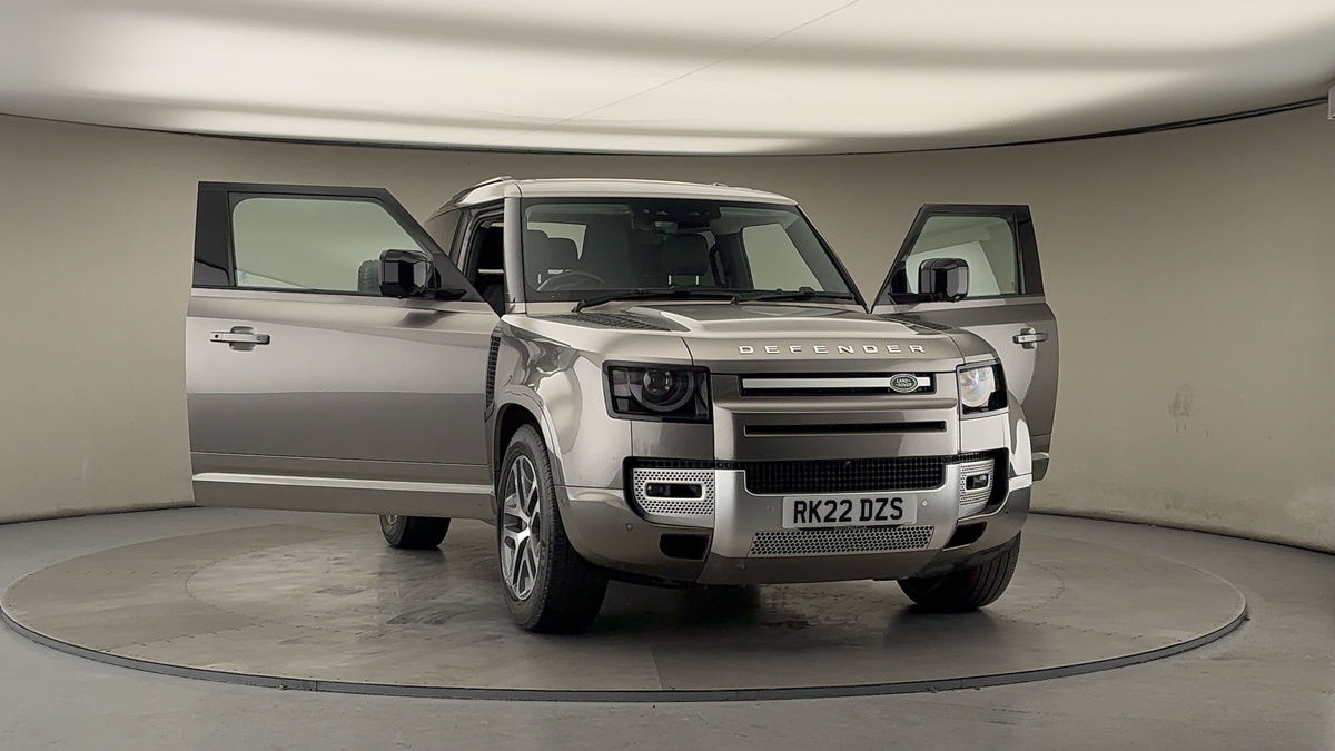 More views of Land Rover Defender 90