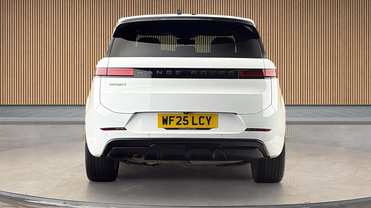Land Rover Range Rover Sport Image 4