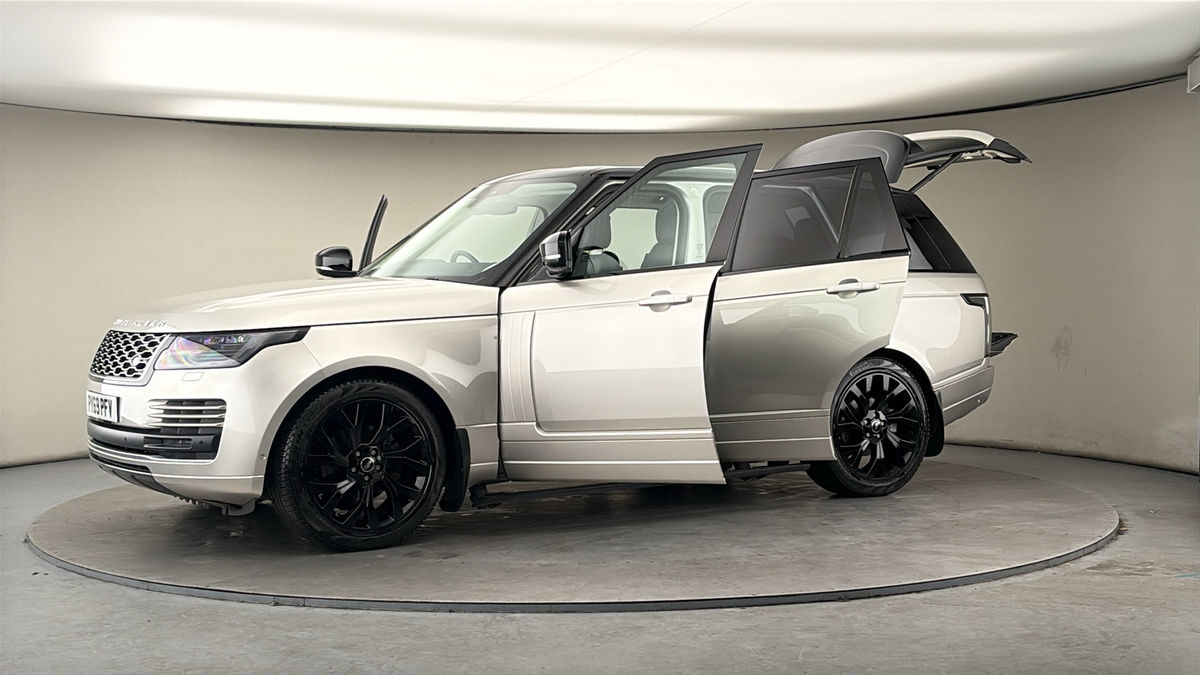 More views of Land Rover Range Rover