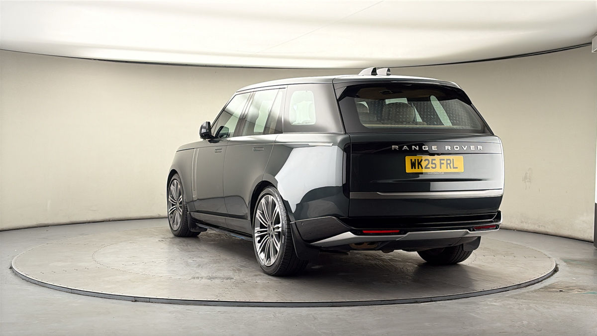 More views of Land Rover Range Rover