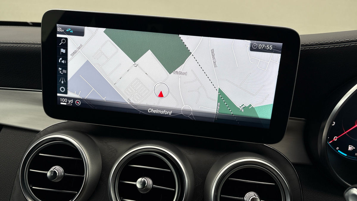 Mercedes-Benz C Class Image 17