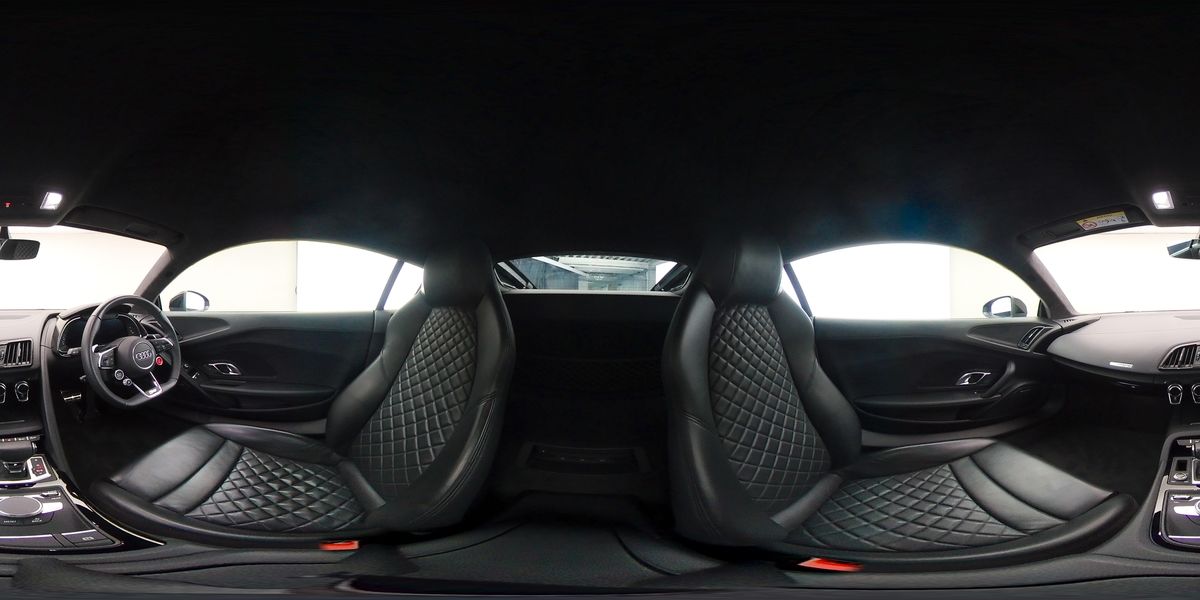 More views of Audi R8
