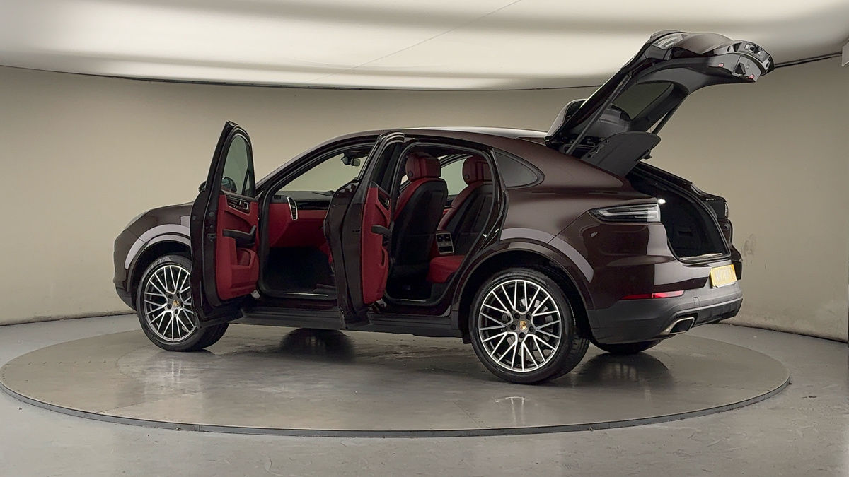 More views of Porsche Cayenne