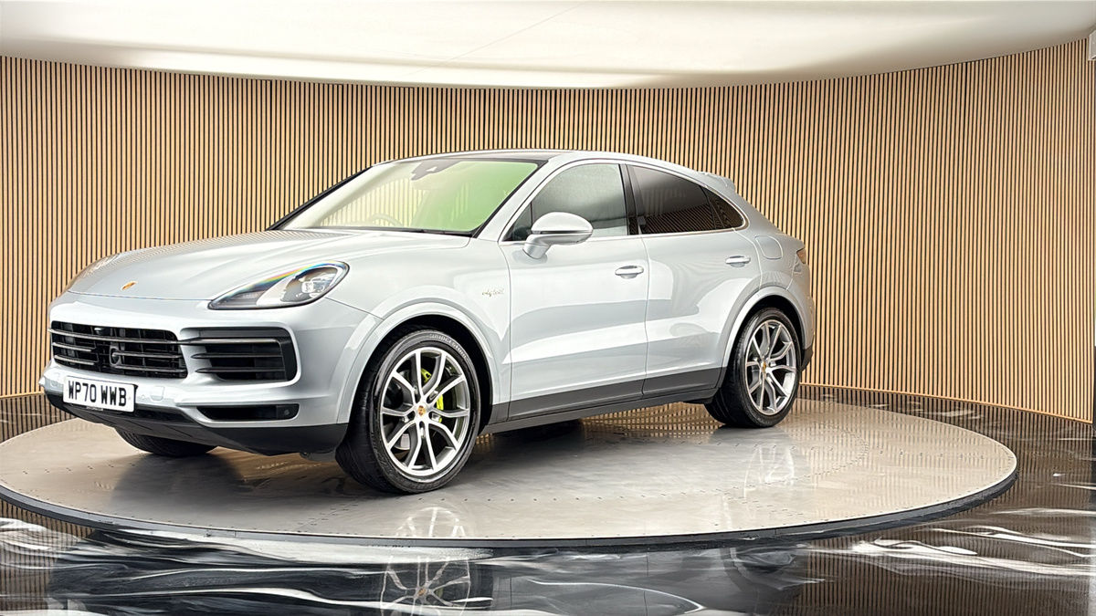 Porsche Cayenne Image 20