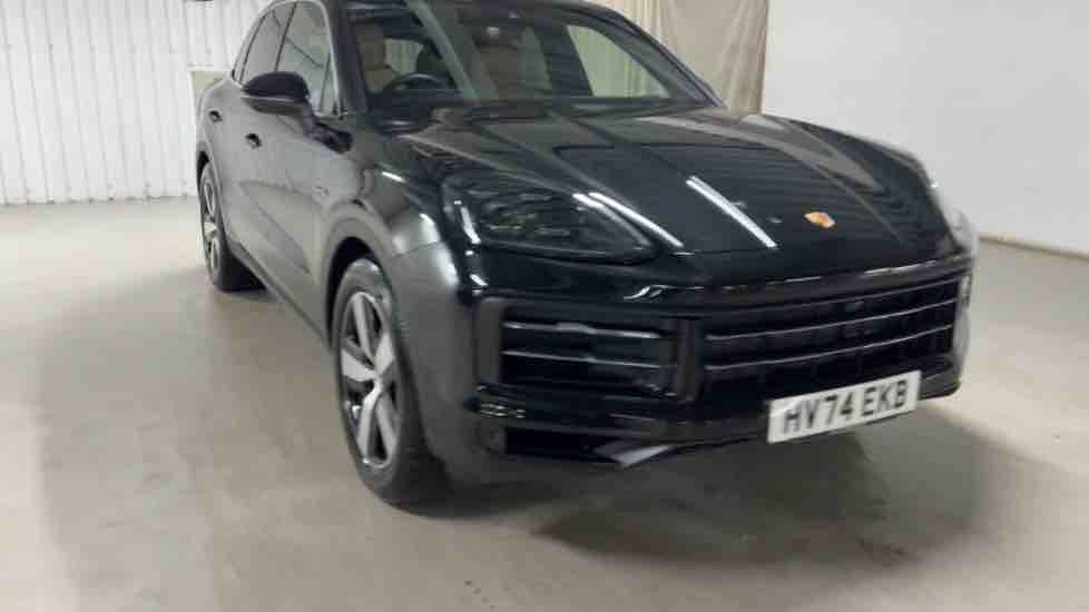 More views of Porsche Cayenne