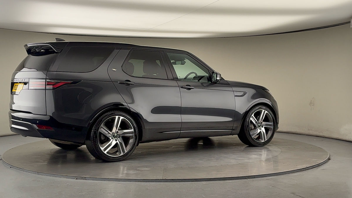 More views of Land Rover Discovery