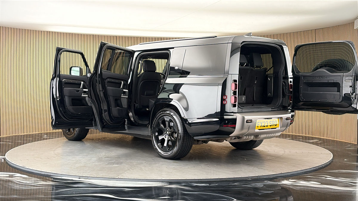 More views of Land Rover Defender 130