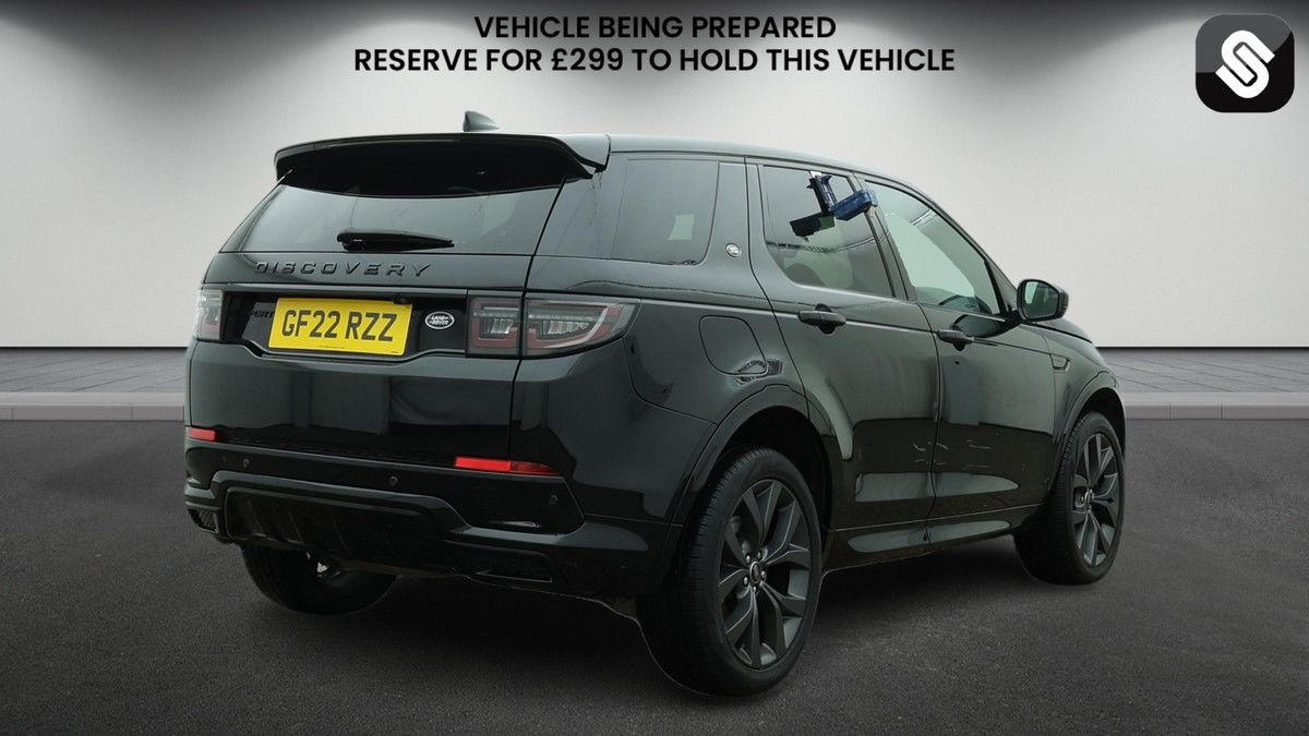Land Rover Discovery Sport Image 4