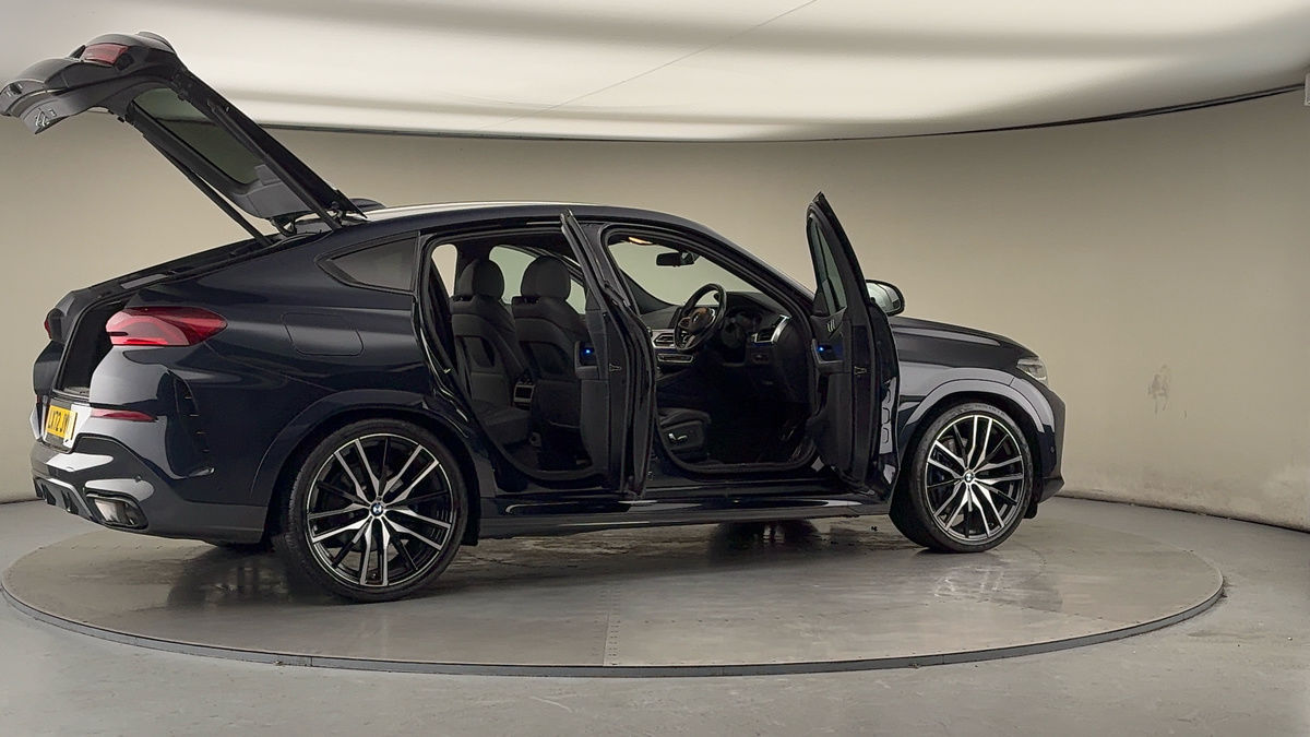 More views of BMW X6