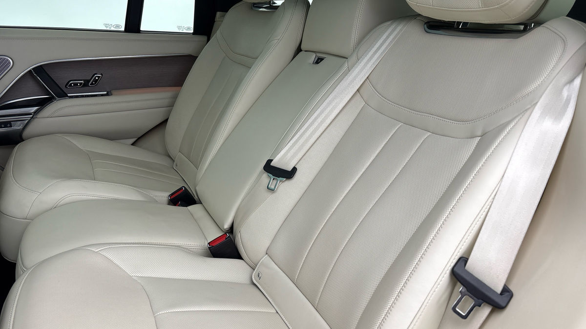 Land Rover Range Rover Image 8