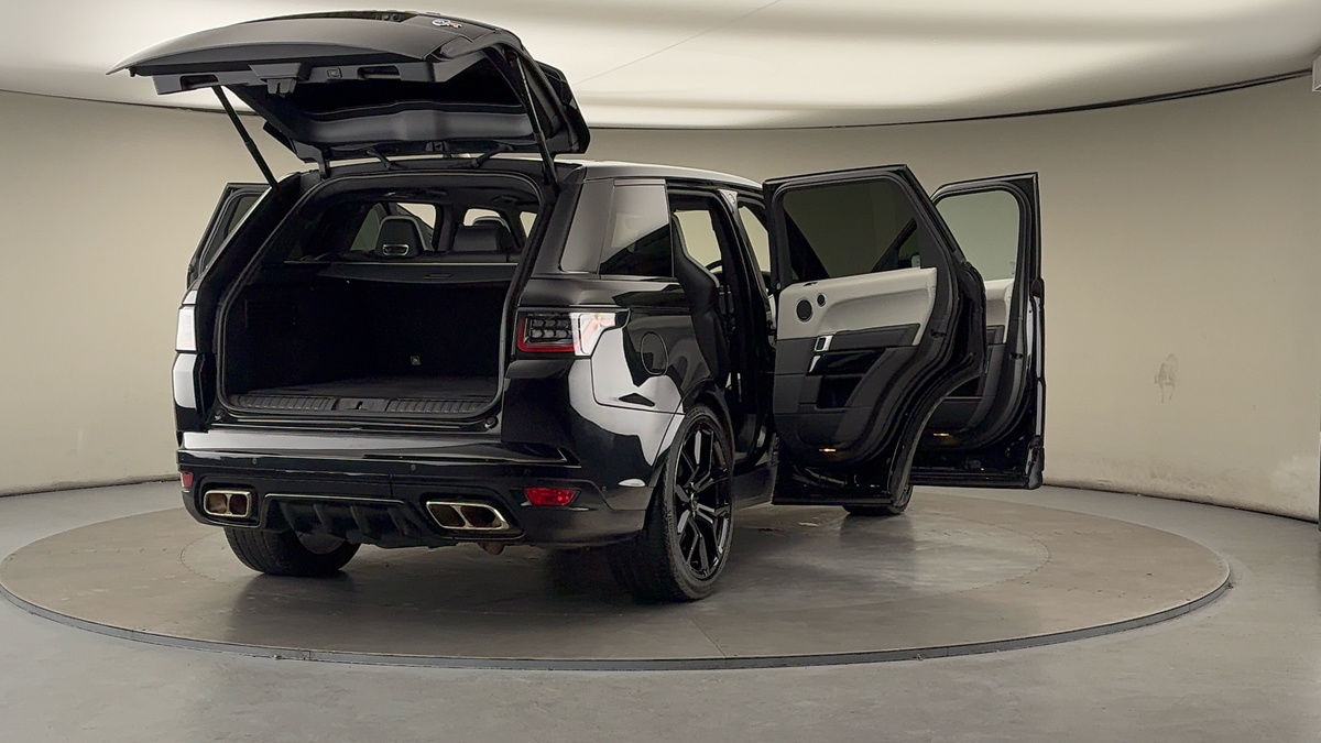 More views of Land Rover Range Rover Sport