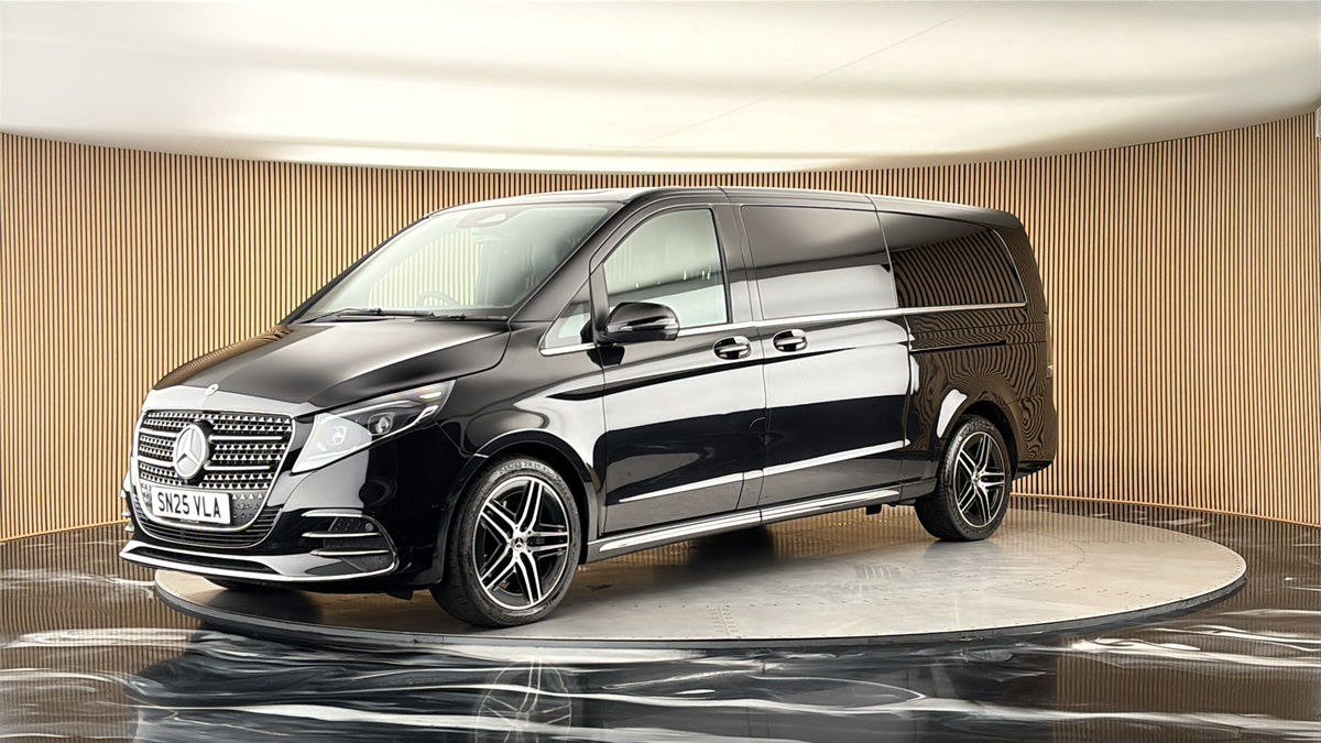 Mercedes-Benz V Class Image 20