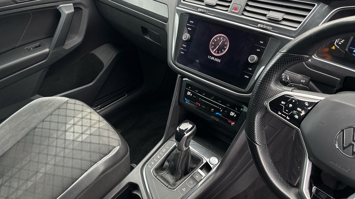 Volkswagen Tiguan Image 18