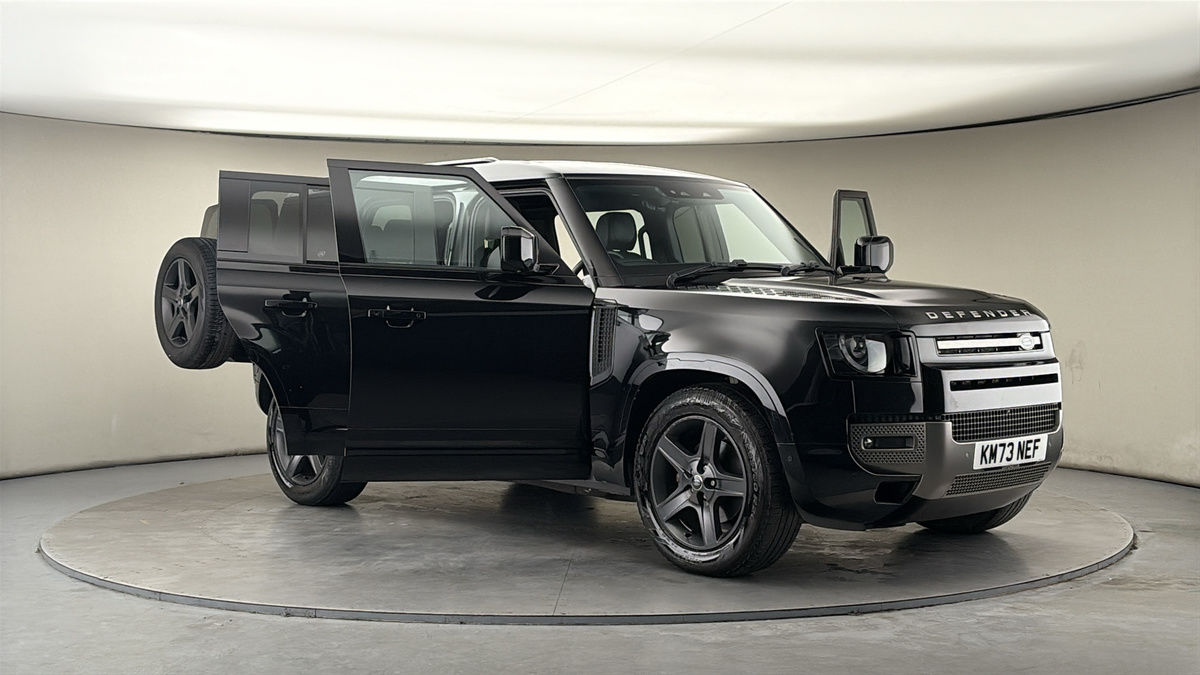 More views of Land Rover Defender 110