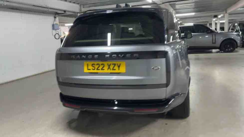 More views of Land Rover Range Rover