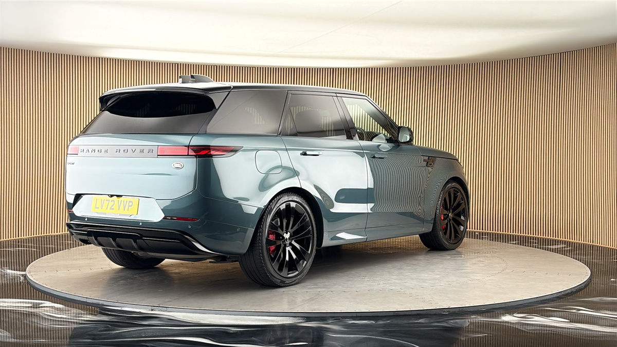 More views of Land Rover Range Rover Sport