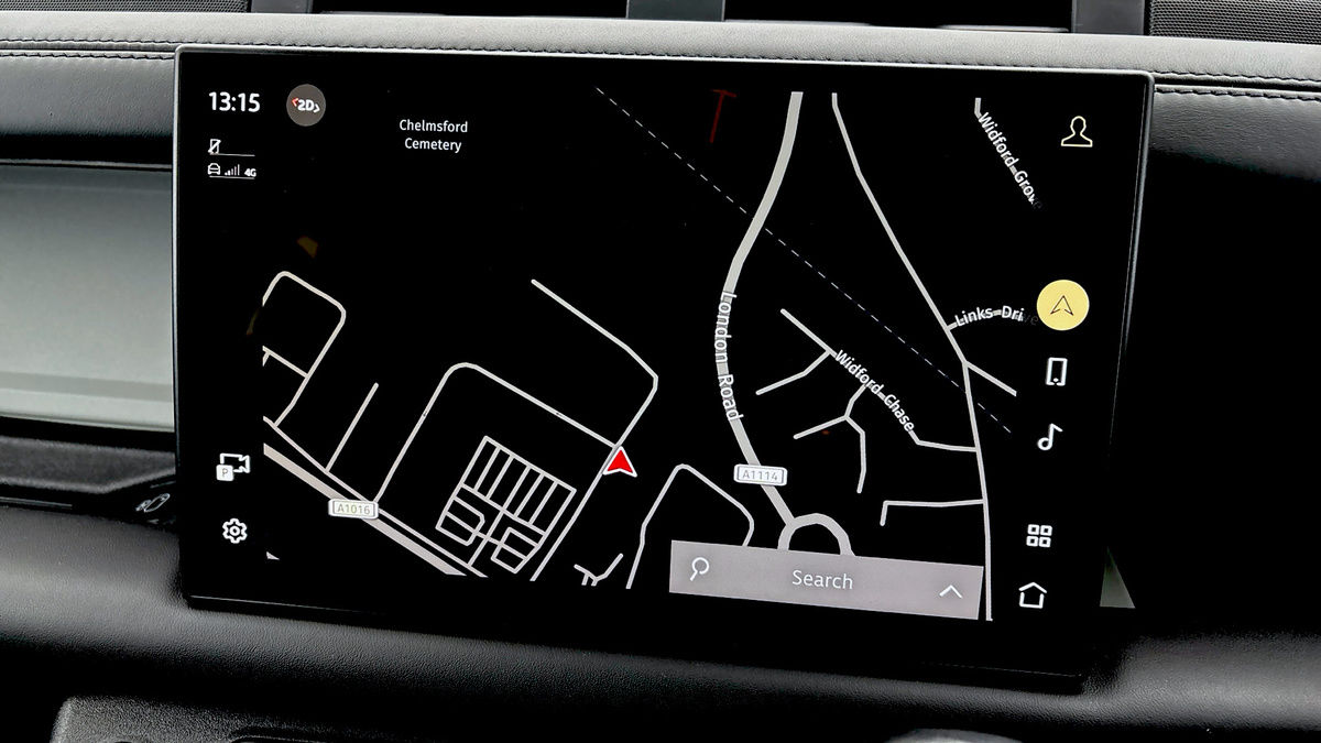 Land Rover Defender 90 Image 17