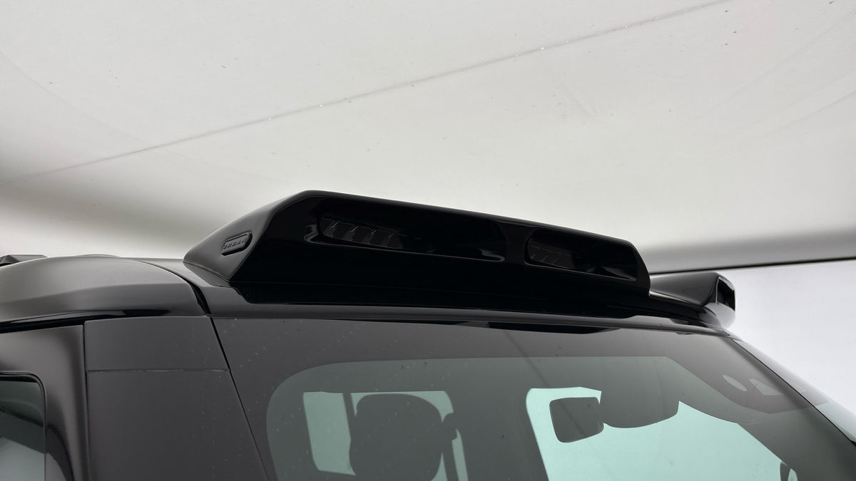 Land Rover Defender 110 Urban Image 33