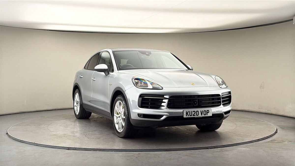 More views of Porsche Cayenne
