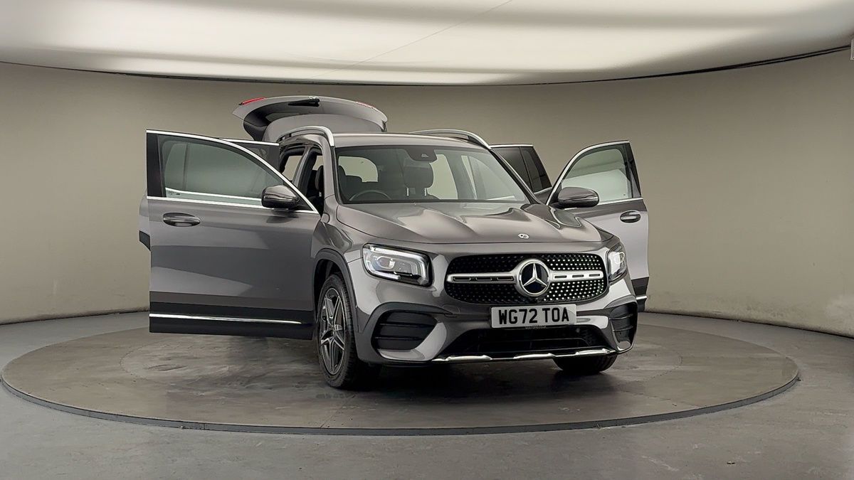 More views of Mercedes-Benz GLB