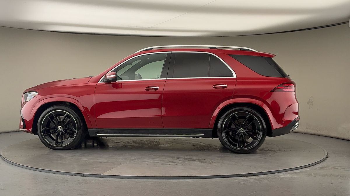 More views of Mercedes-Benz GLE